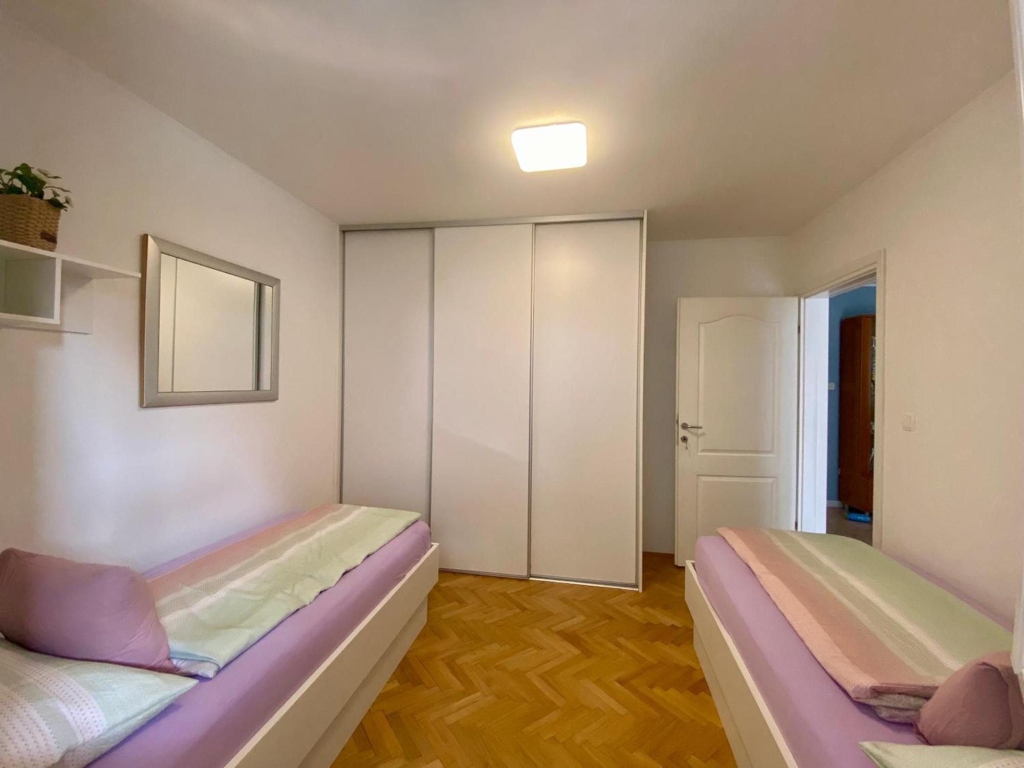 Apartment Simon - Old Stone Charm, Central Bol Life 외부 사진